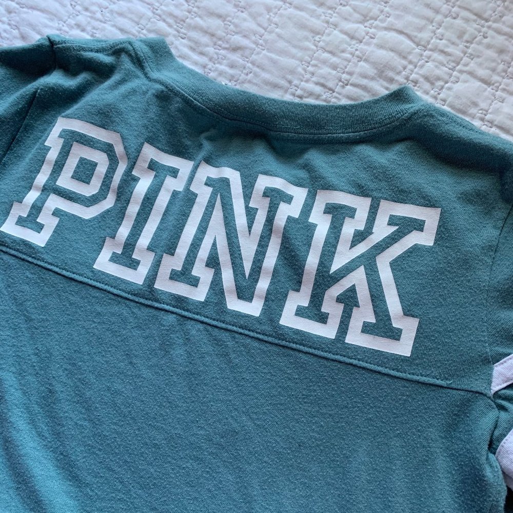 VS Pink Tee